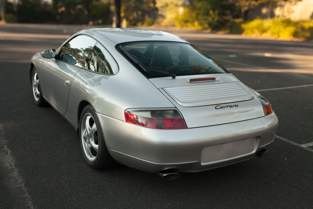 2001 Porsche 996 Carrera - Image 6 of 31