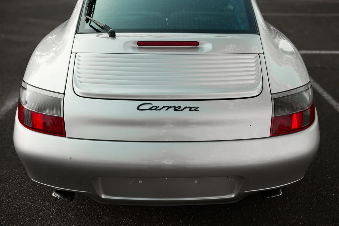 2001 Porsche 996 Carrera - Image 16 of 31