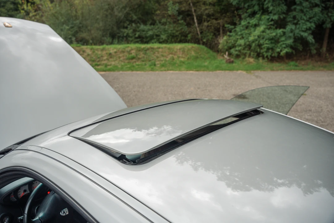 2000 Porsche 996 Carrera - Image 28 of 31