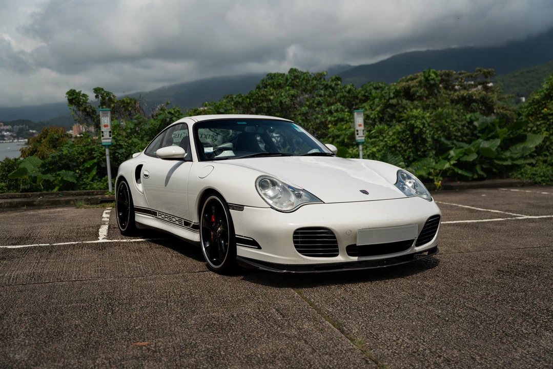 2000 Porsche 996 Turbo - Image 9 of 31