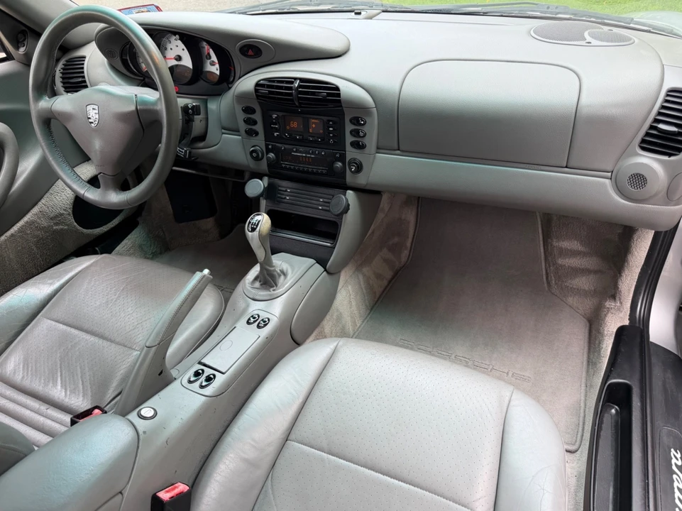 2000 Porsche 996 Carrera - Image 16 of 31