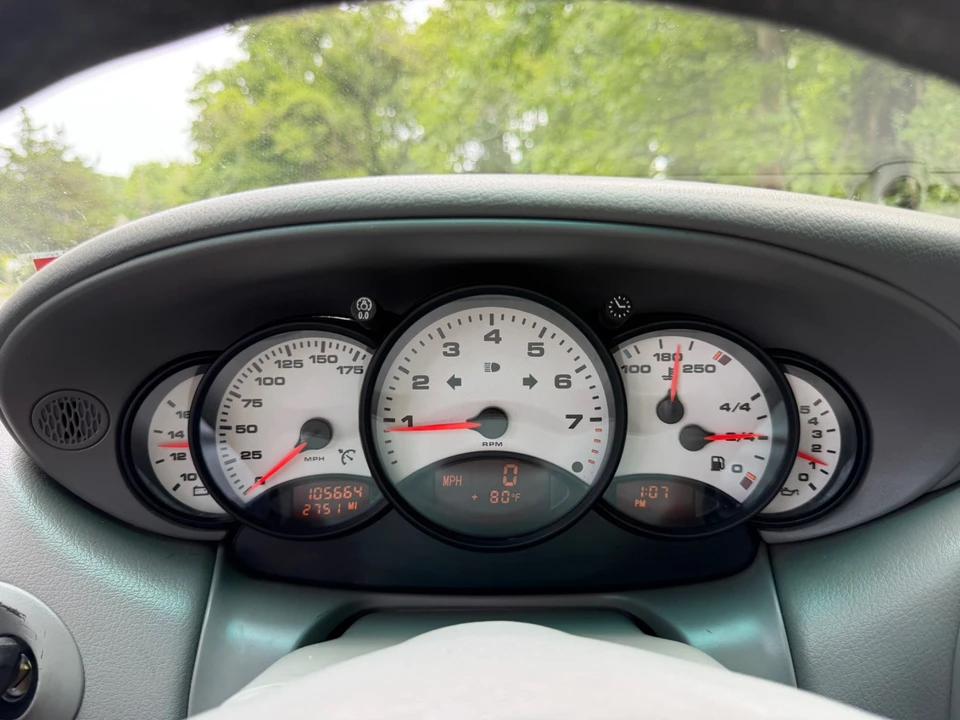 2000 Porsche 996 Carrera - Image 25 of 31