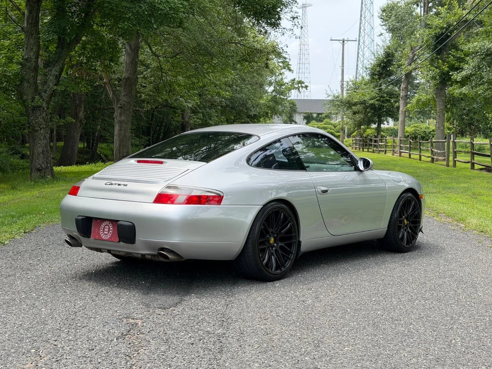 2000 Porsche 996 Carrera - Image 2 of 31