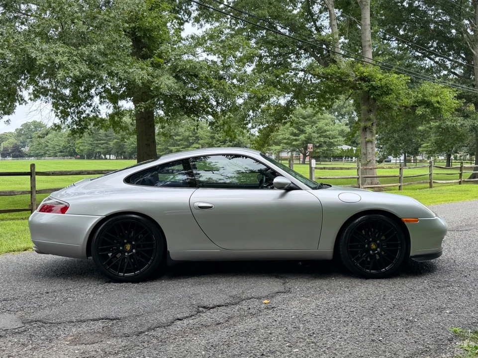 2000 Porsche 996 Carrera - Image 10 of 31