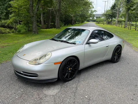 2000 Porsche 911 Carrera