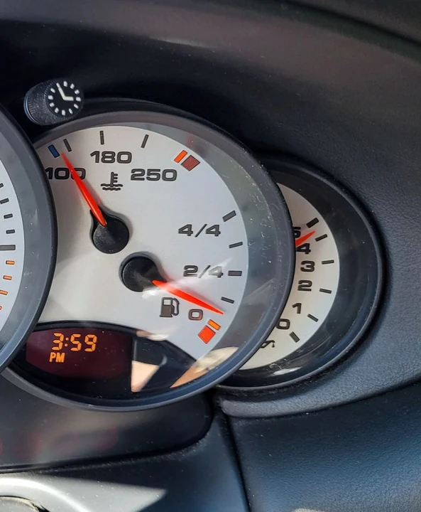 2000 Porsche 996 Carrera - Image 8 of 21