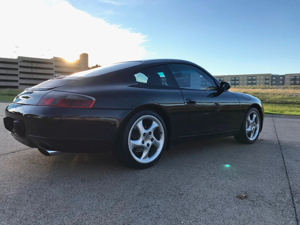 2000 Porsche 996 Carrera - Image 8 of 31