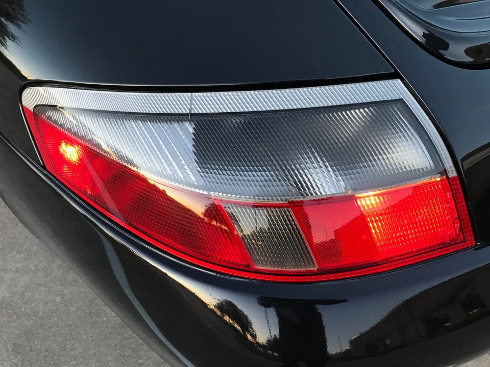 2000 Porsche 996 Carrera - Image 25 of 31