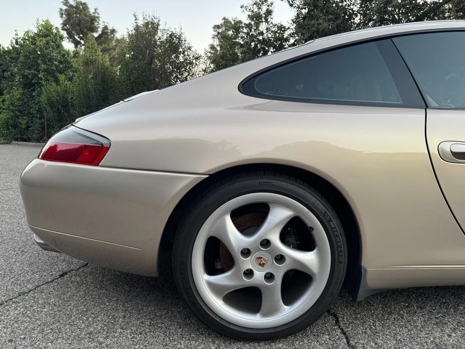 2000 Porsche 996 Carrera - Image 11 of 21