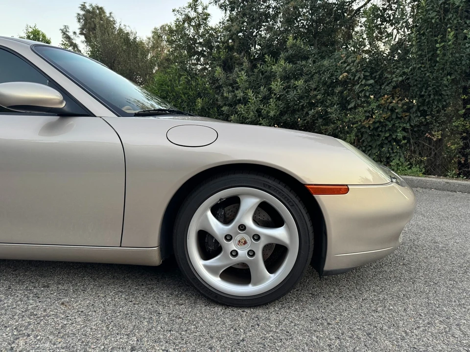 2000 Porsche 996 Carrera - Image 9 of 21
