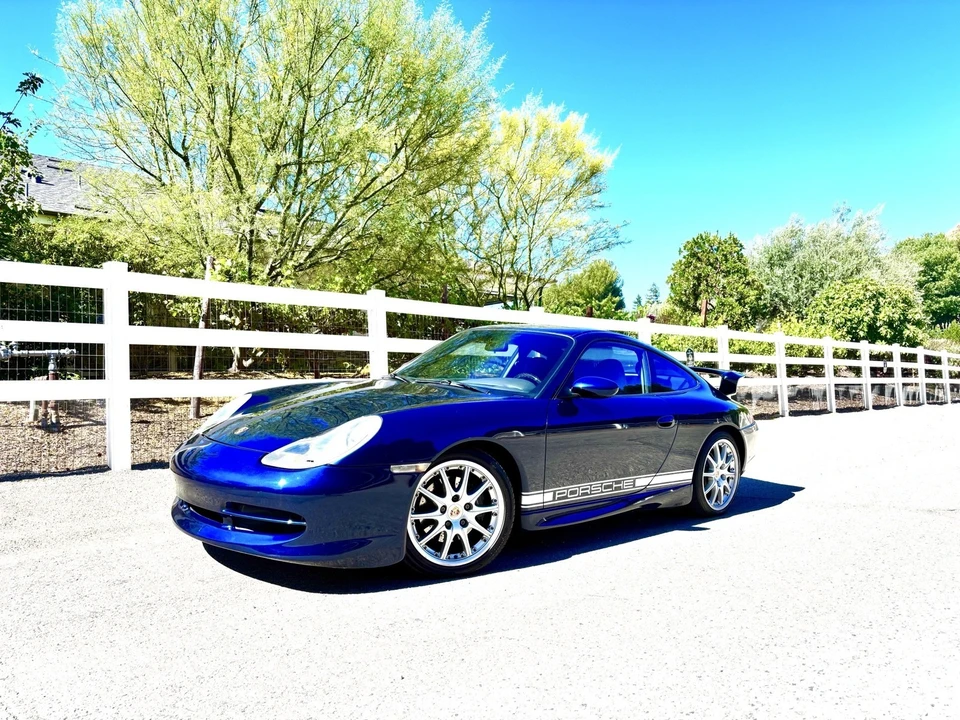 2000 Porsche 996 Carrera - Image 2 of 31