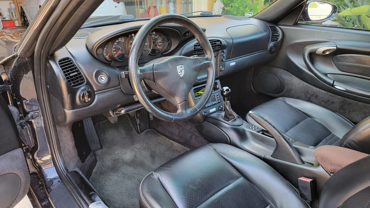 2000 Porsche 996 Carrera - Image 15 of 18