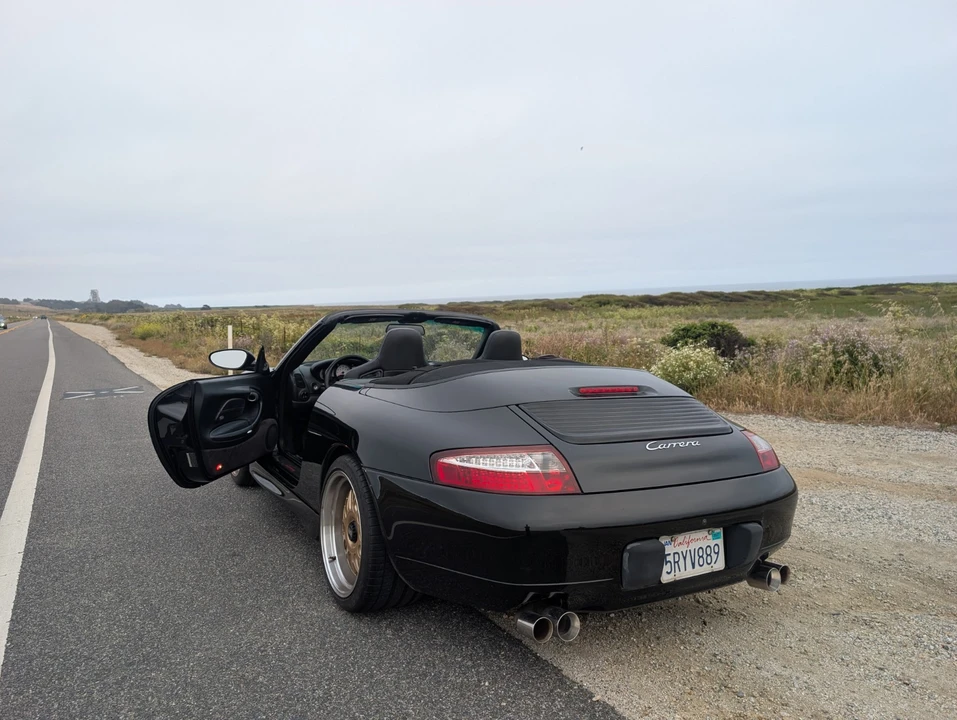 2000 Porsche 996 Carrera - Image 16 of 17