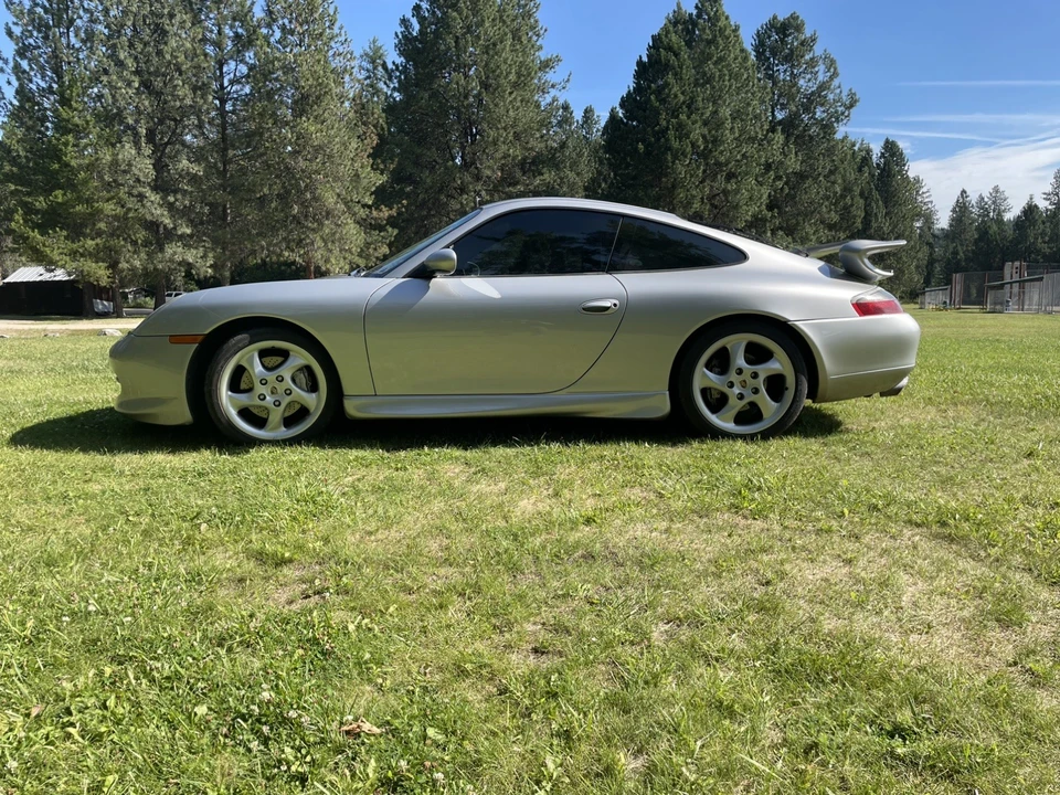 2000 Porsche 996 Carrera 4 - Image 20 of 31