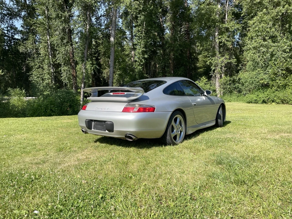 2000 Porsche 996 Carrera 4 - Image 3 of 31