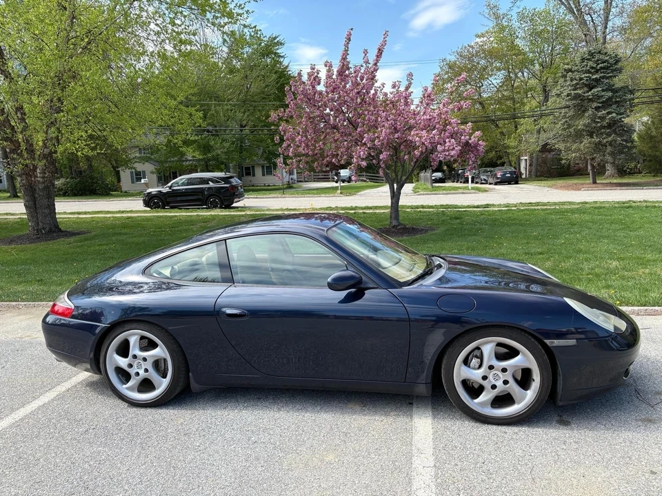 2000 Porsche 996 Carrera 4 - Image 3 of 31