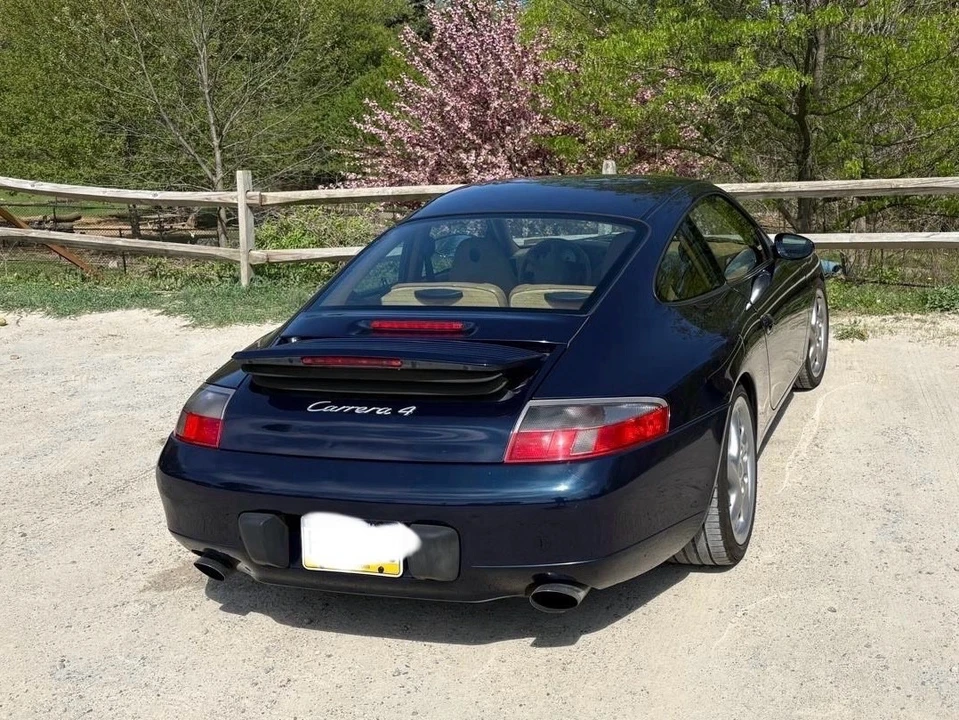 2000 Porsche 996 Carrera 4 - Image 2 of 31