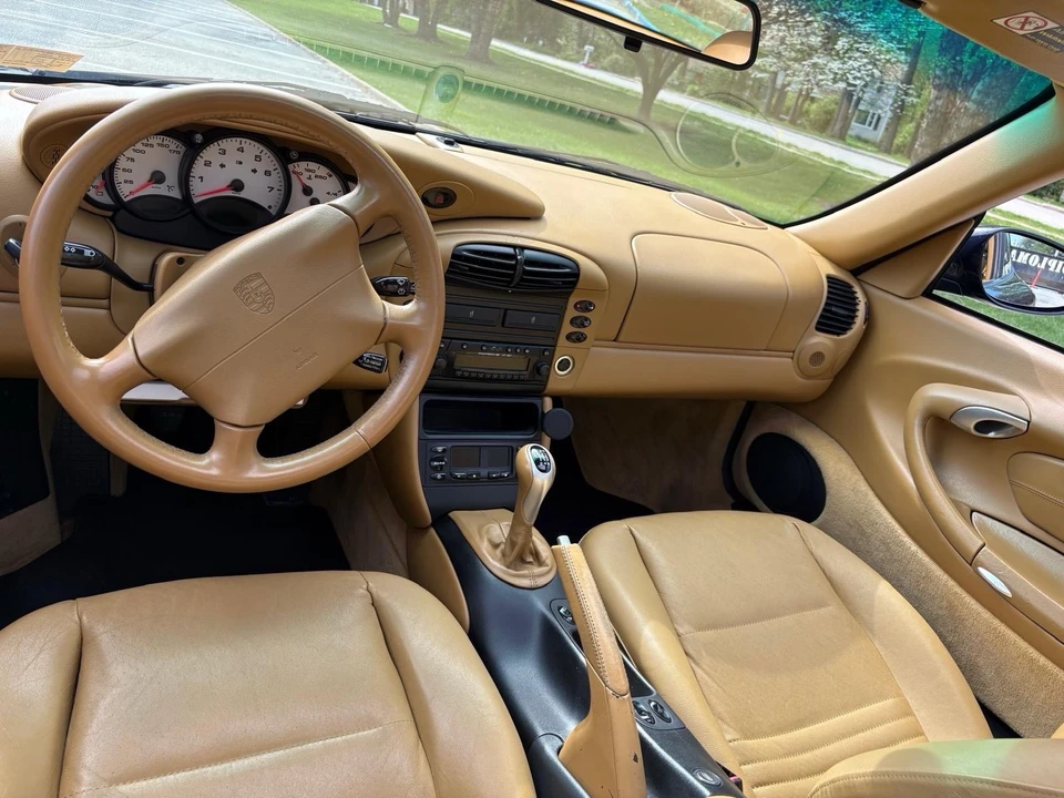 2000 Porsche 996 Carrera 4 - Image 31 of 31