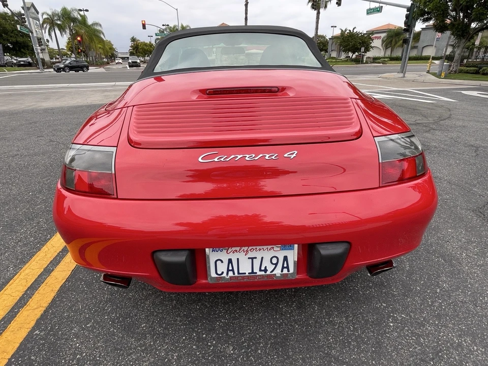 2000 Porsche 996 Carrera 4 - Image 10 of 31