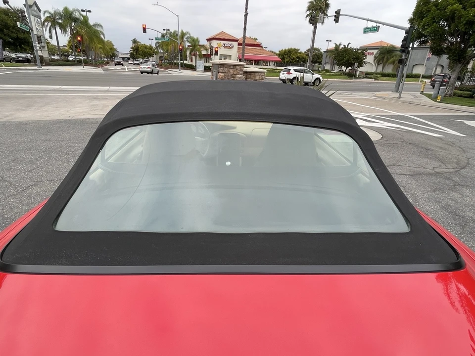 2000 Porsche 996 Carrera 4 - Image 29 of 31