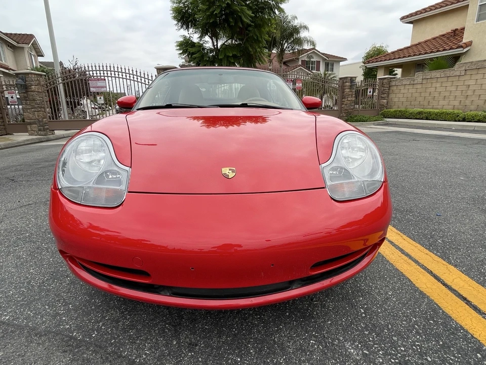 2000 Porsche 996 Carrera 4 - Image 12 of 31