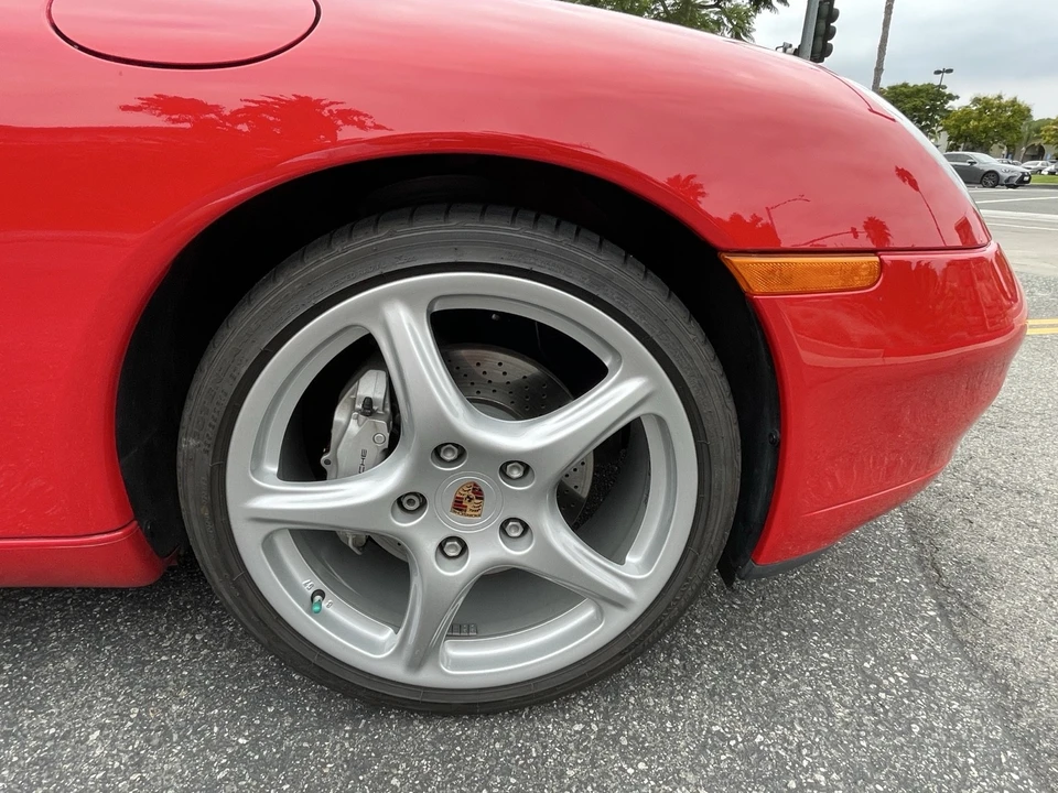 2000 Porsche 996 Carrera 4 - Image 14 of 31