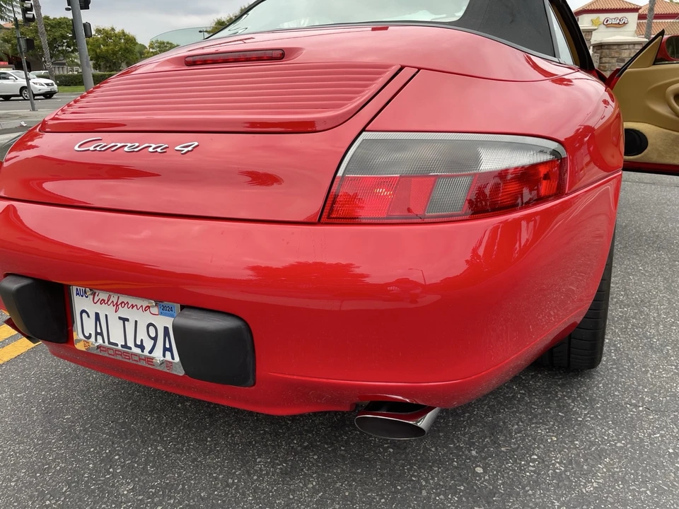 2000 Porsche 996 Carrera 4 - Image 21 of 31