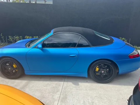 2000 Porsche 911 Carrera