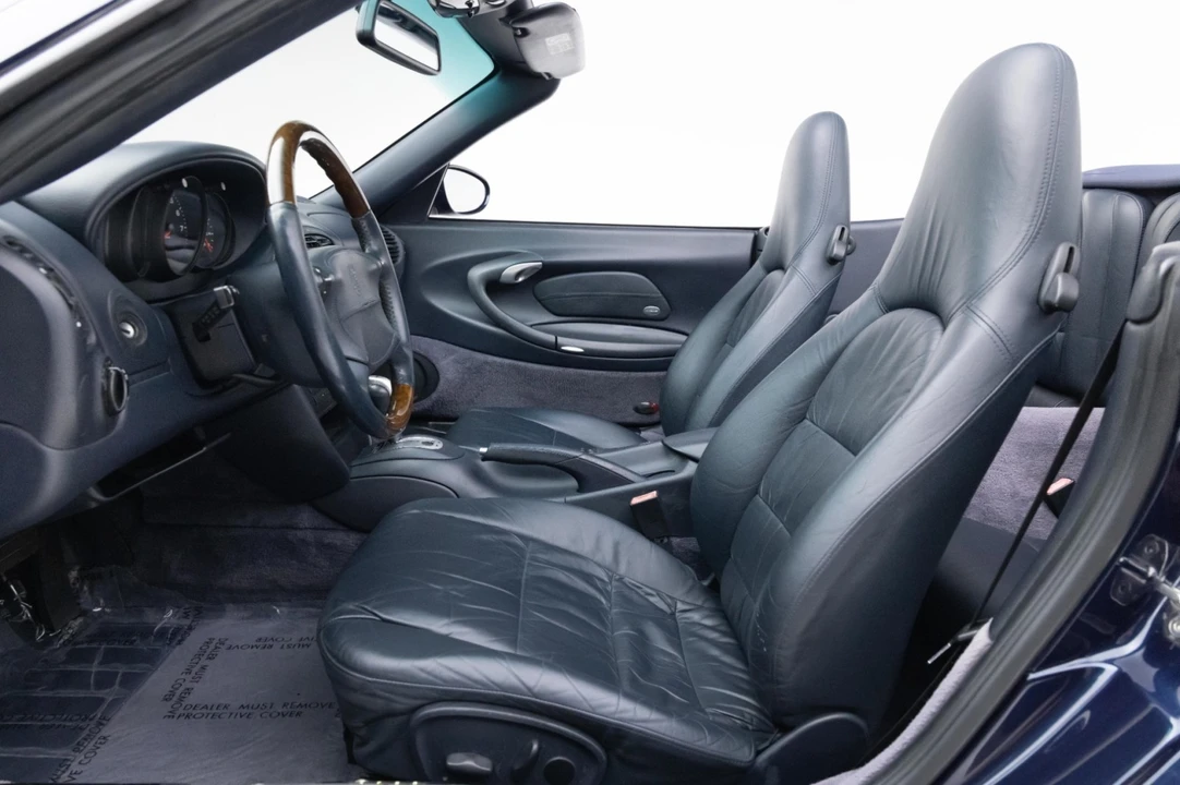 2000 Porsche 996 Carrera - Image 30 of 31