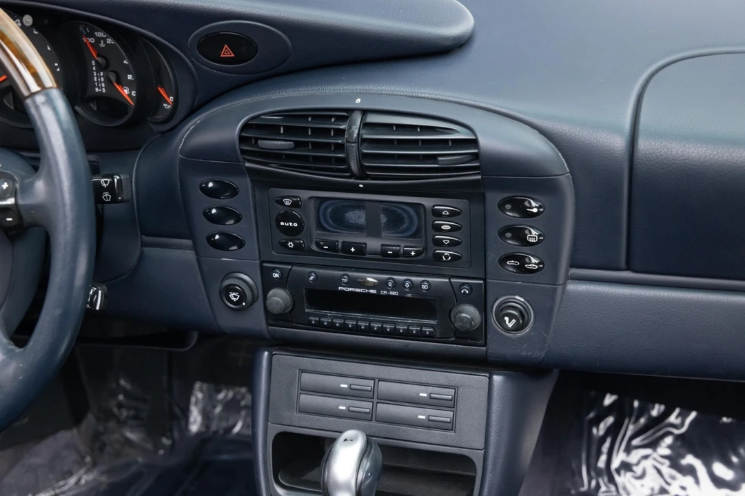 2000 Porsche 996 Carrera - Image 22 of 31