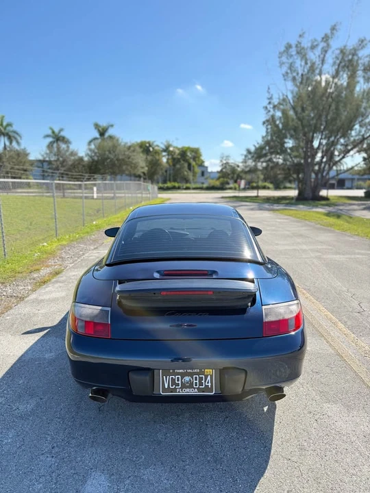 2000 Porsche 996 Carrera - Image 2 of 18