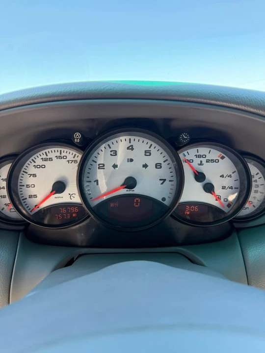 2000 Porsche 996 Carrera - Image 13 of 18