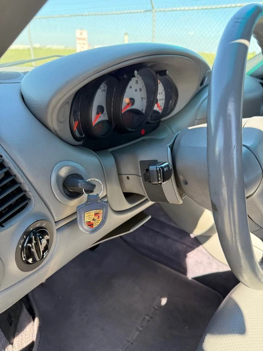 2000 Porsche 996 Carrera - Image 12 of 18