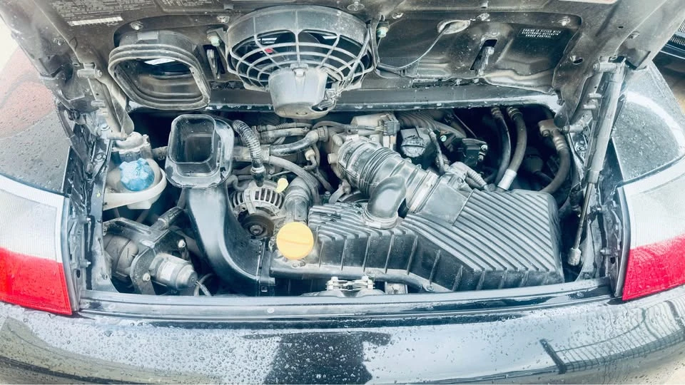 2000 Porsche 996 Carrera - Image 9 of 10