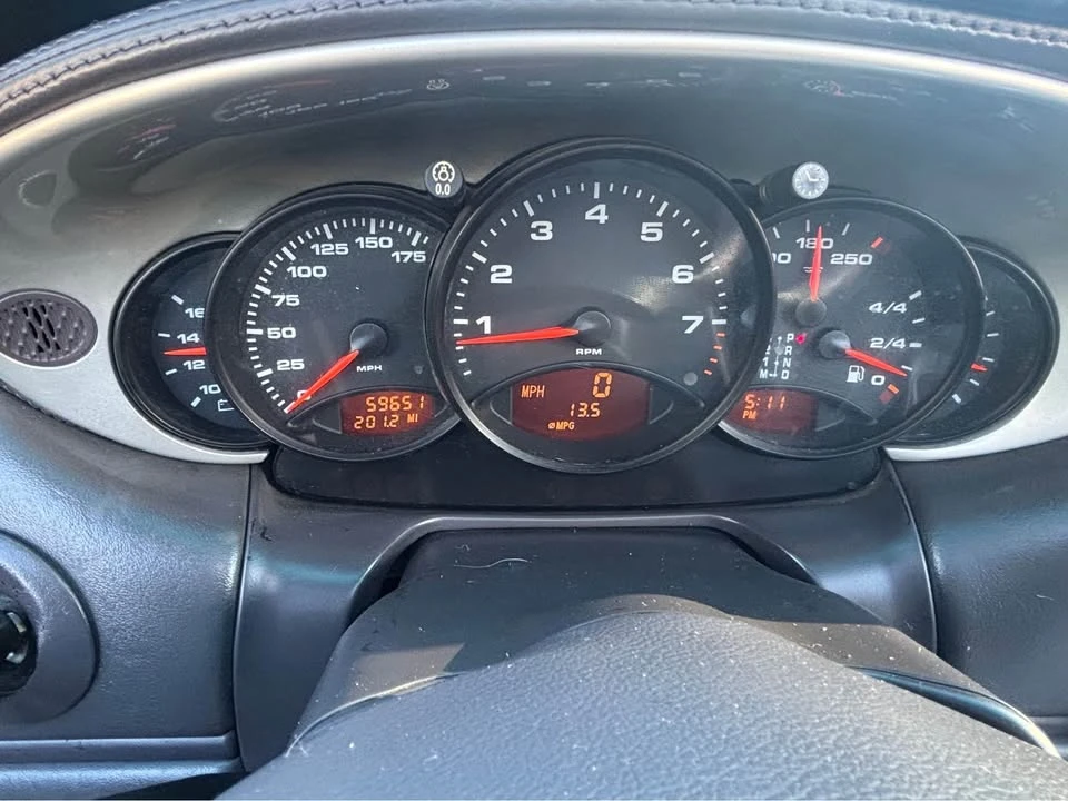 2000 Porsche 996 Carrera - Image 9 of 11