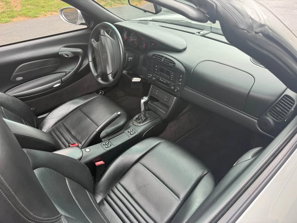 2000 Porsche 996 Carrera - Image 8 of 20