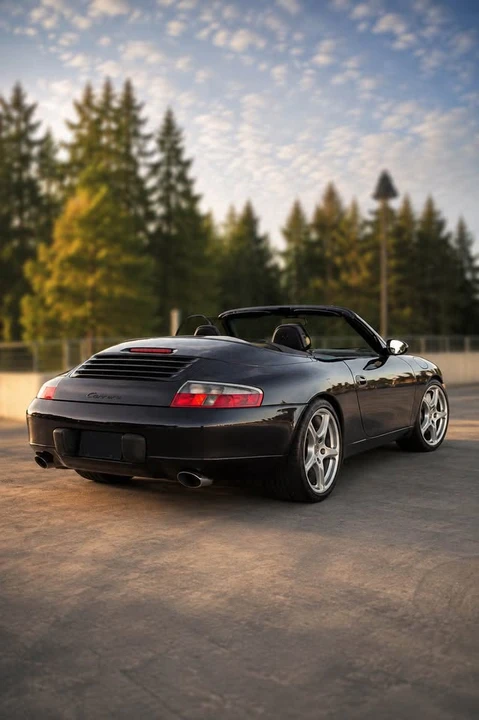 2000 Porsche 996 Carrera - Image 3 of 17