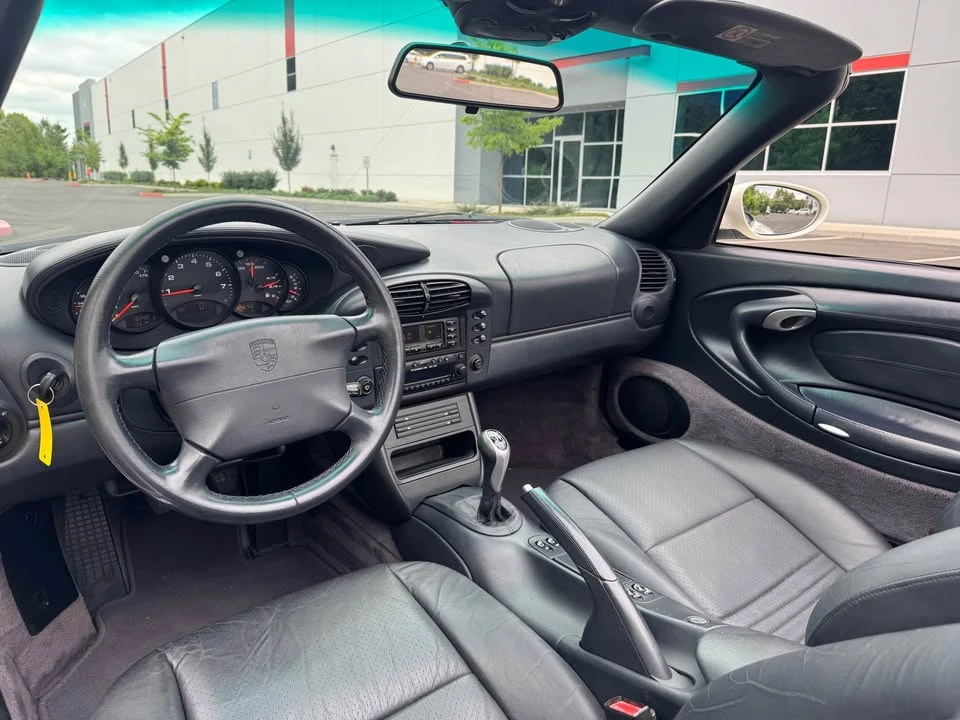 2000 Porsche 996 Carrera - Image 10 of 19