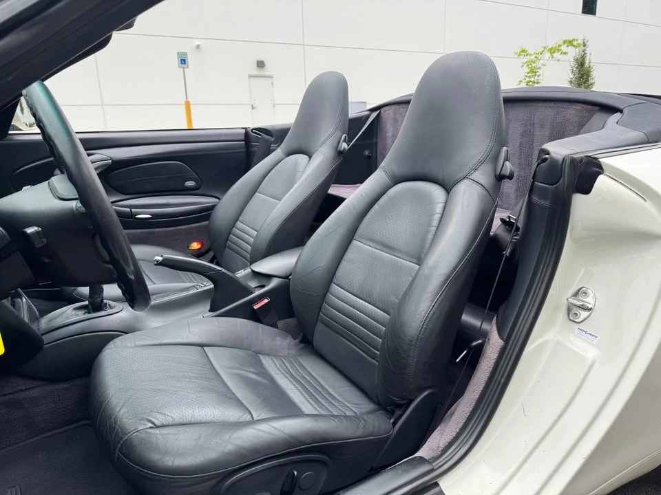 2000 Porsche 996 Carrera - Image 9 of 19