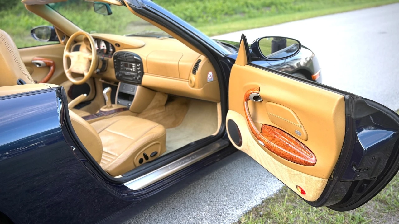 2000 Porsche 996 Carrera - Image 20 of 31