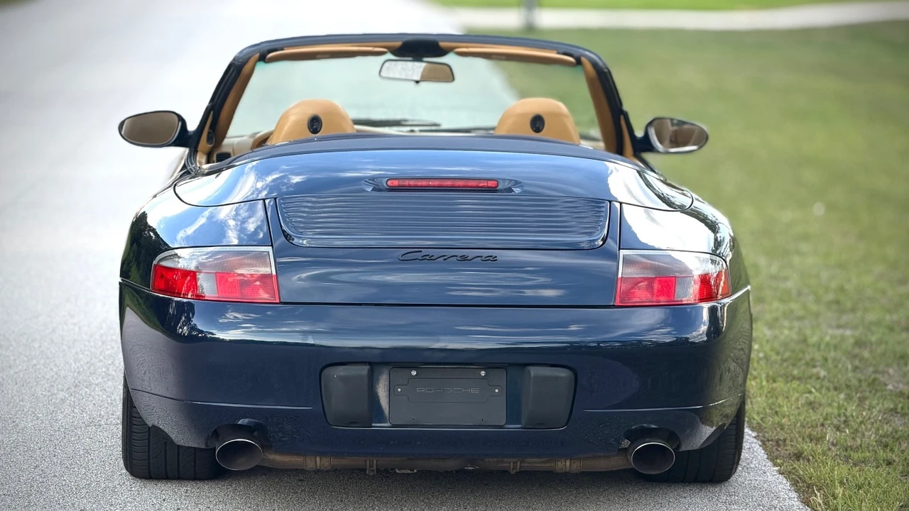 2000 Porsche 996 Carrera - Image 12 of 31