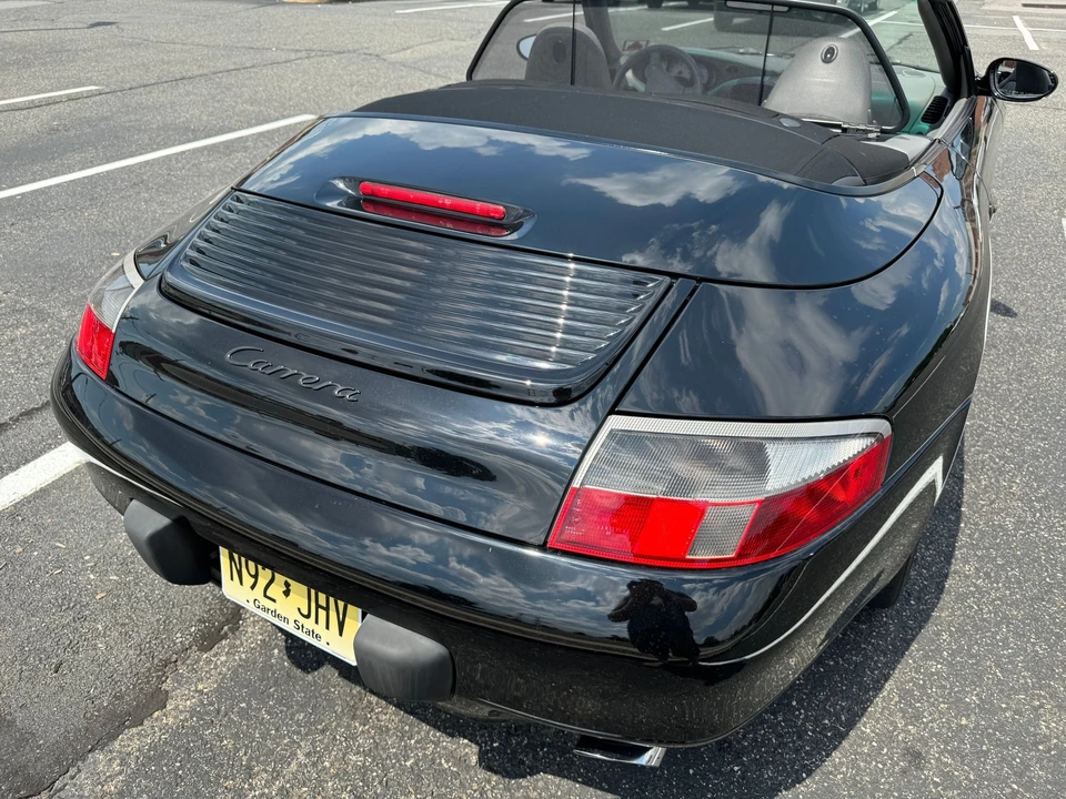 2000 Porsche 996 Carrera - Image 2 of 16