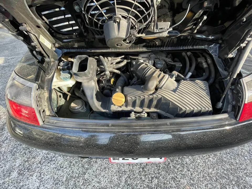 2000 Porsche 996 Carrera - Image 10 of 11