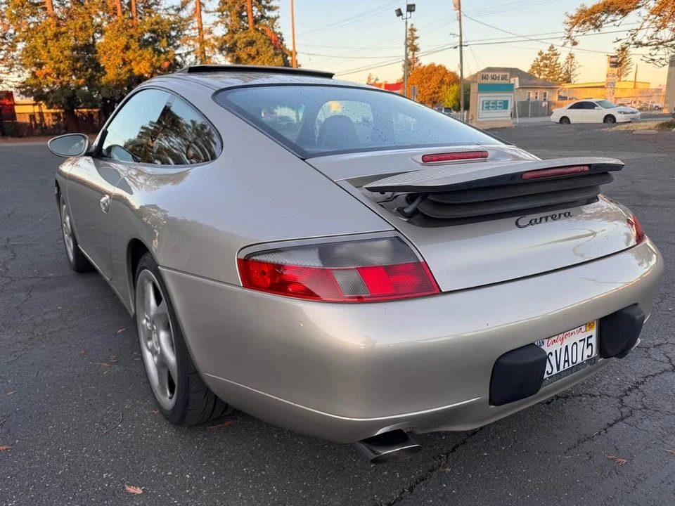 2000 Porsche 996 Carrera - Image 18 of 20