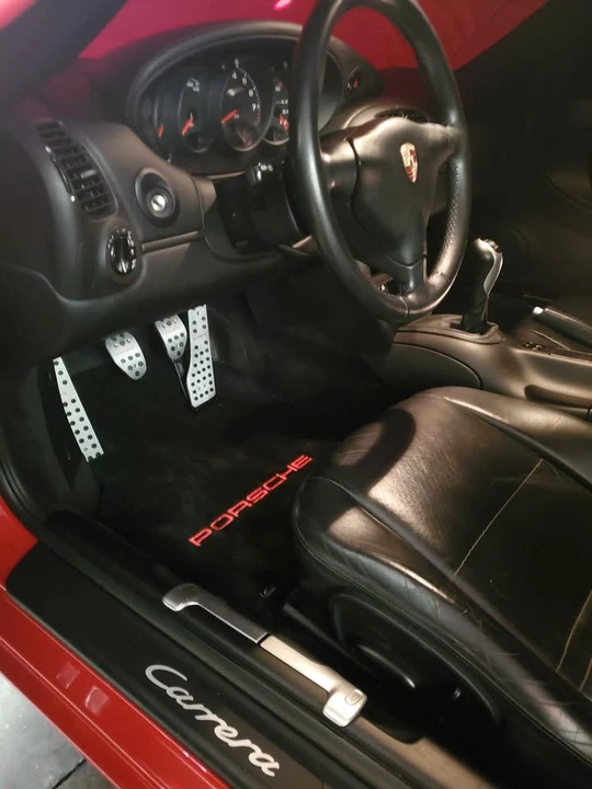 2000 Porsche 996 Carrera - Image 6 of 9