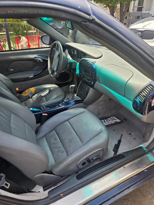 2000 Porsche 996 Carrera - Image 6 of 10