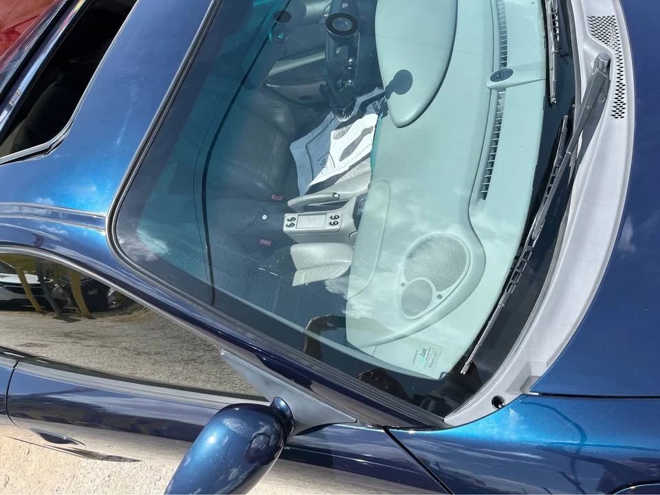 2000 Porsche 996 Carrera - Image 19 of 20