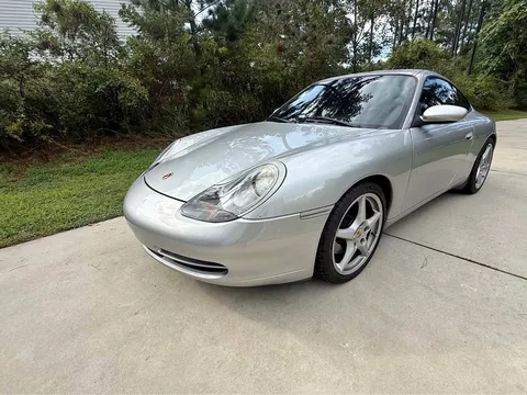 2000 Porsche 911 Carrera 2 Coupe
