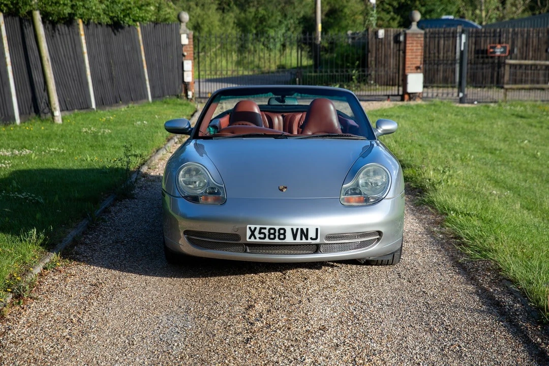 2000 Porsche 996 Carrera 4 - Image 23 of 30