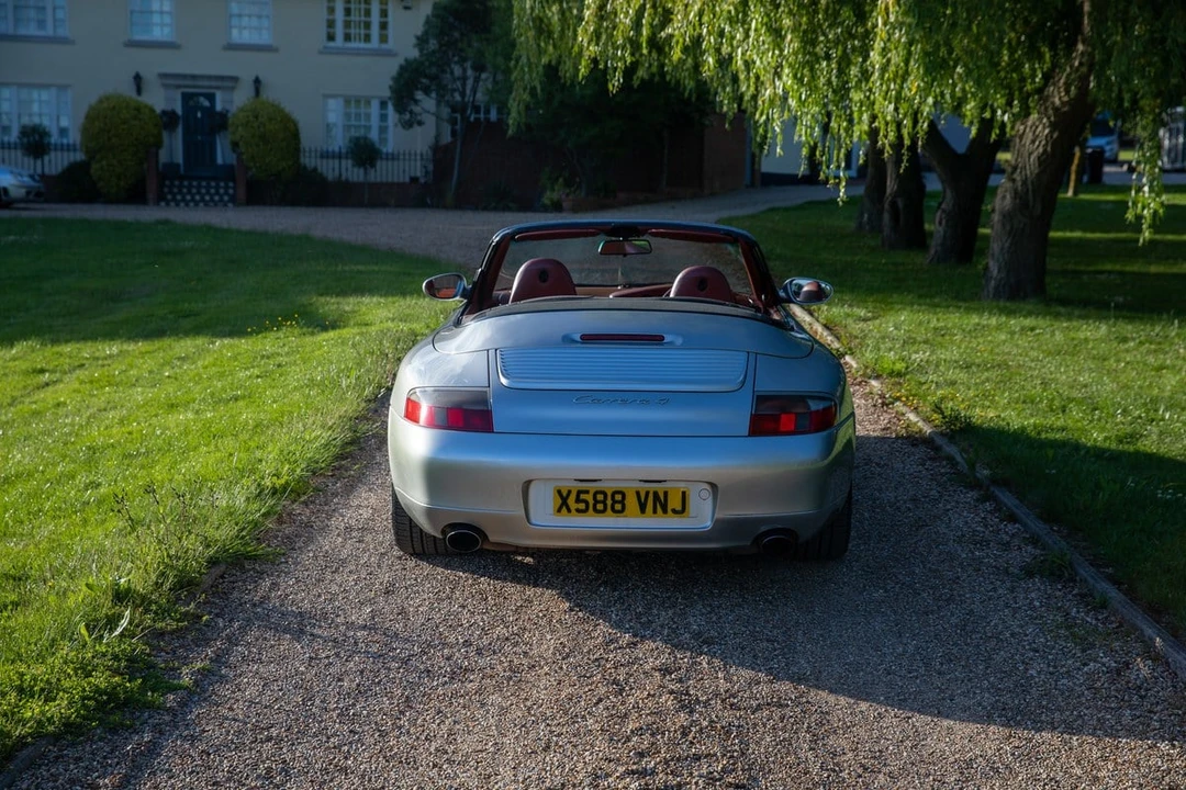 2000 Porsche 996 Carrera 4 - Image 24 of 30